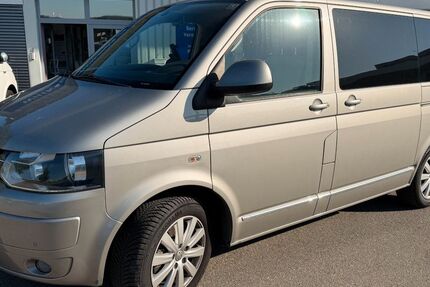 VW T5 Transporter 161.000 km 17.200 &euro; Metzingen 72555