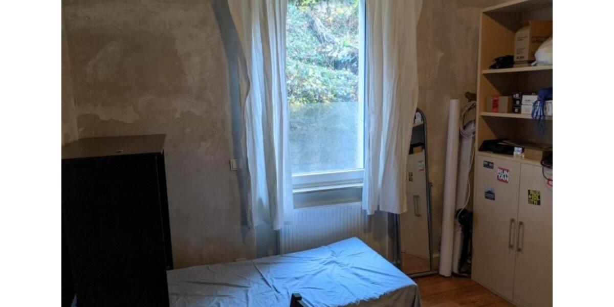 Etagenwohnung Stuttgart Bopser - 1 Zimmer, 12 m&sup2;, 500&euro; | Angebot:25646138