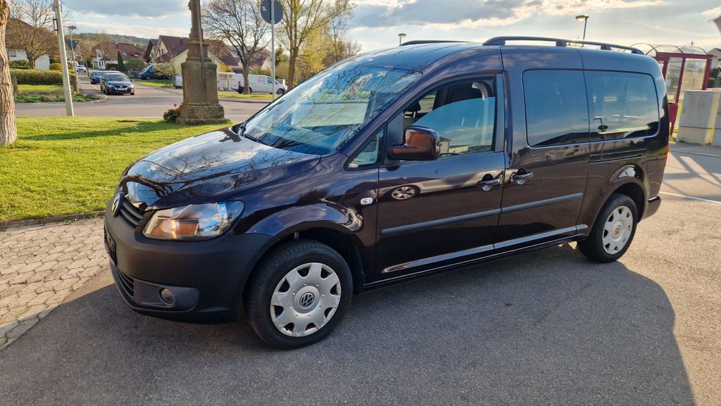 VW Caddy 181.000 km 9.000 &euro; Rangendingen 72414