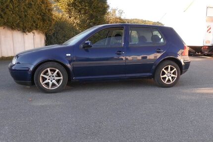 VW Golf 223.490 km 999 &euro; Hechingen 72379