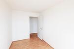 Erdgeschoßwohnung Böblingen - 4 Zimmer, 92 m&sup2;, 1.215&euro; | Angebot:25650502