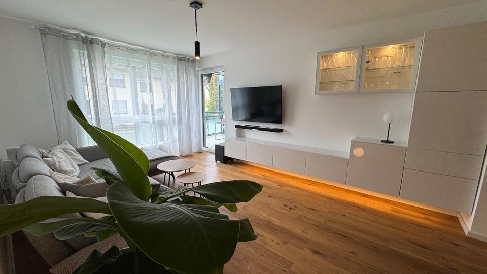 Hochparterre Böblingen - 3 Zimmer, 1.800&euro; | Angebot:23103180