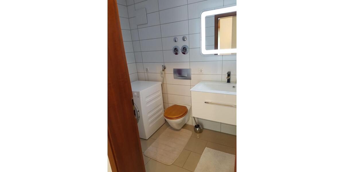 Terrassenwohnung Pfullingen - 2 Zimmer, 62 m&sup2;, 250.000&euro; | Angebot:25395711