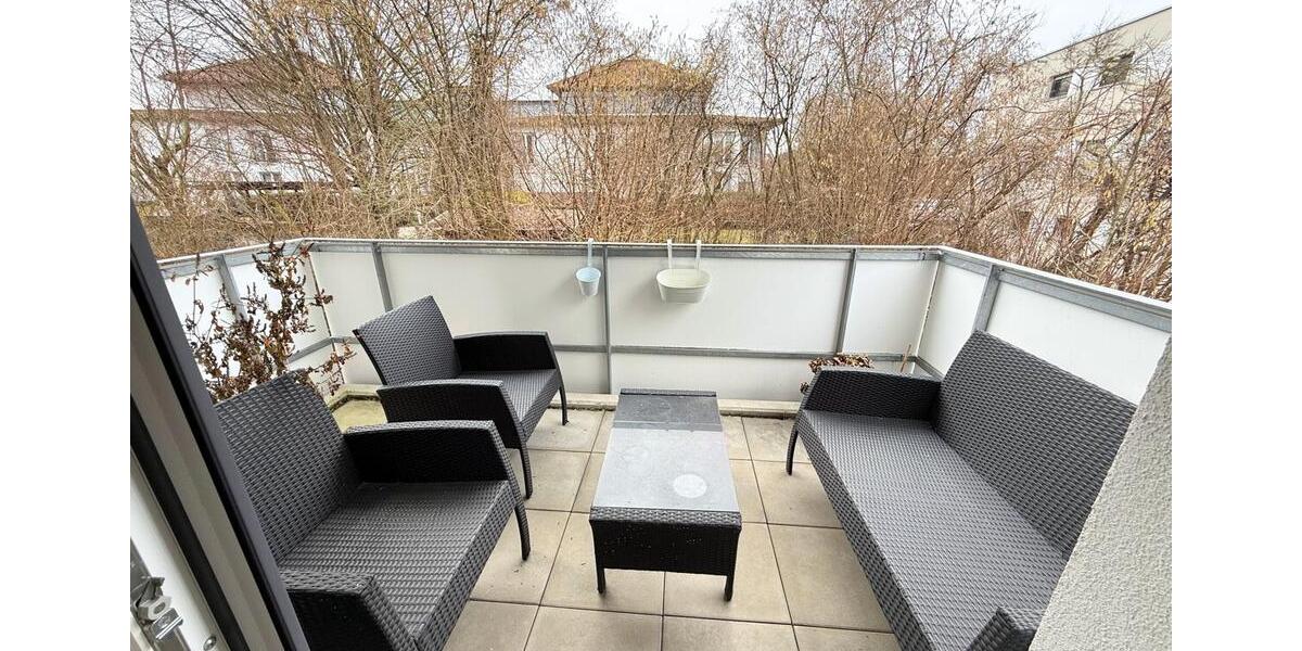 Etagenwohnung Rottenburg am Neckar - 3 Zimmer, 86 m&sup2;, 1.160&euro; | Angebot:24810680