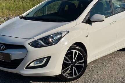 Hyundai i30 98.665 km 7.990 &euro; Tuebingen 72070