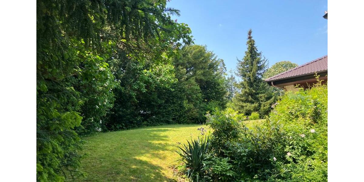 Einfamilienhaus Reutlingen Sondelfingen - 6 Zimmer, 200 m&sup2;, 2.850&euro; | Angebot:26389503