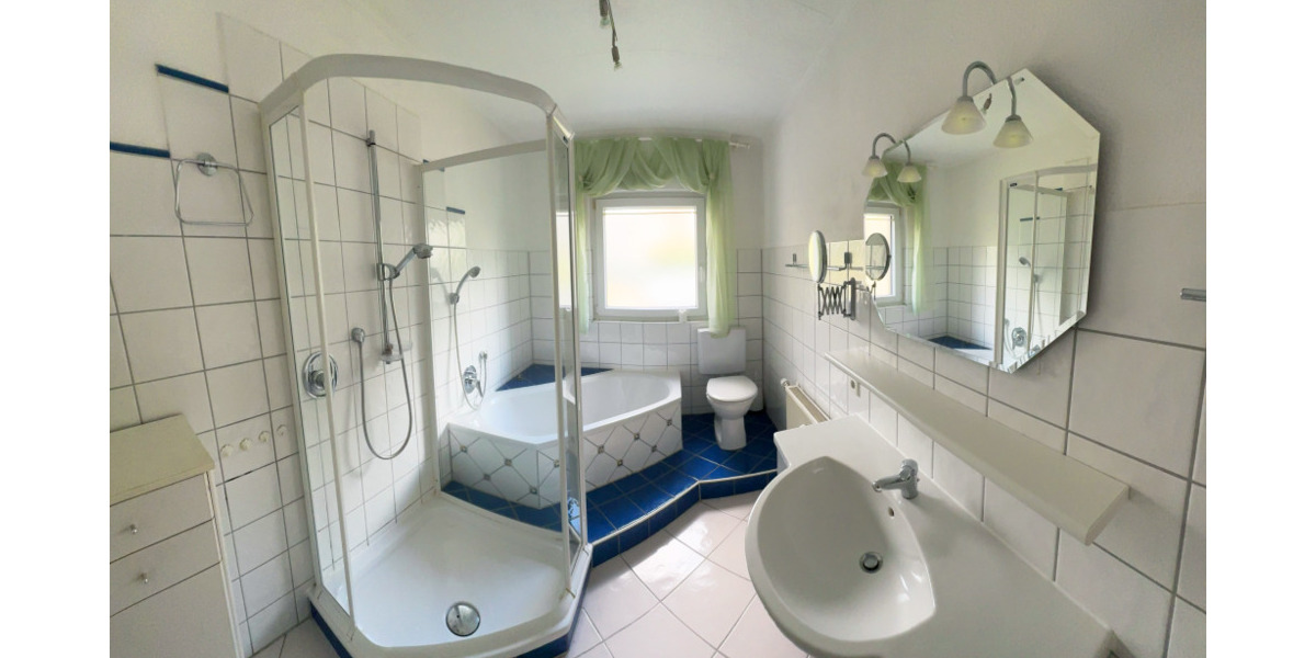 Etagenwohnung Böblingen - 4 Zimmer, 122 m&sup2;, 497.000&euro; | Angebot:25726621