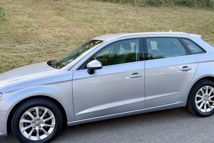 Audi A3 124.000 km 12.100 &euro; Herrenberg 71083