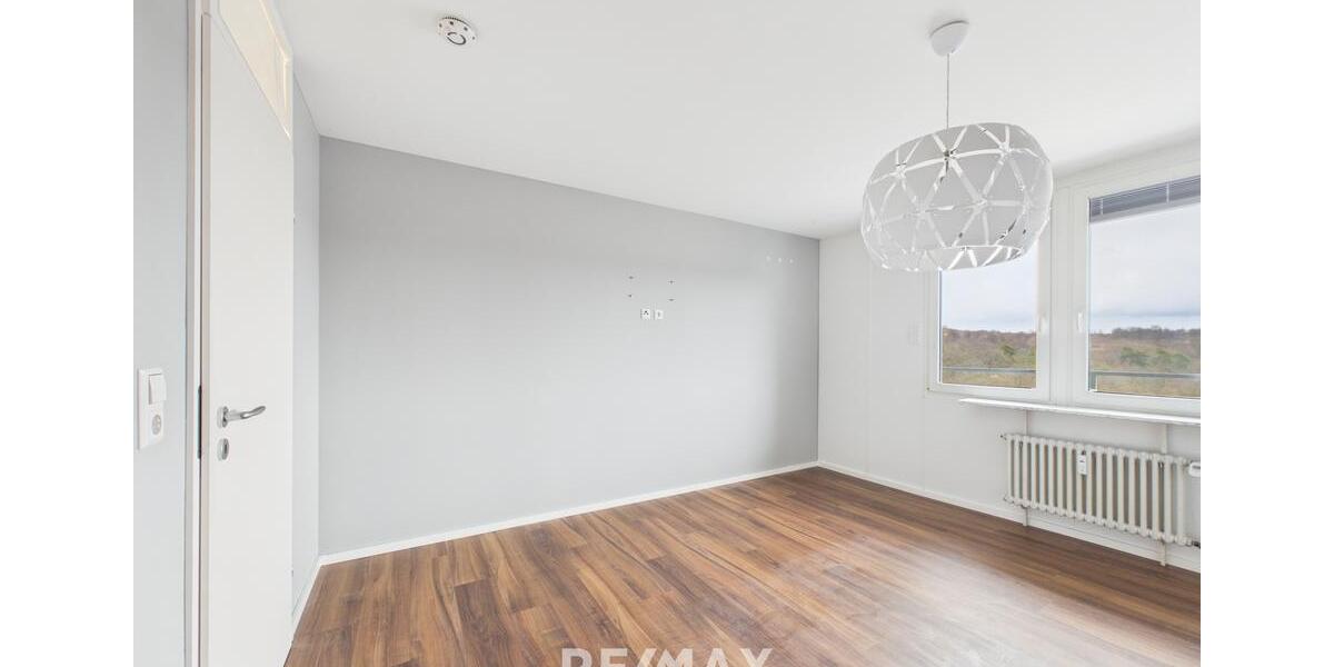 Etagenwohnung Sindelfingen Eichholz - 3 Zimmer, 86 m&sup2;, 1.300&euro; | Angebot:25812803