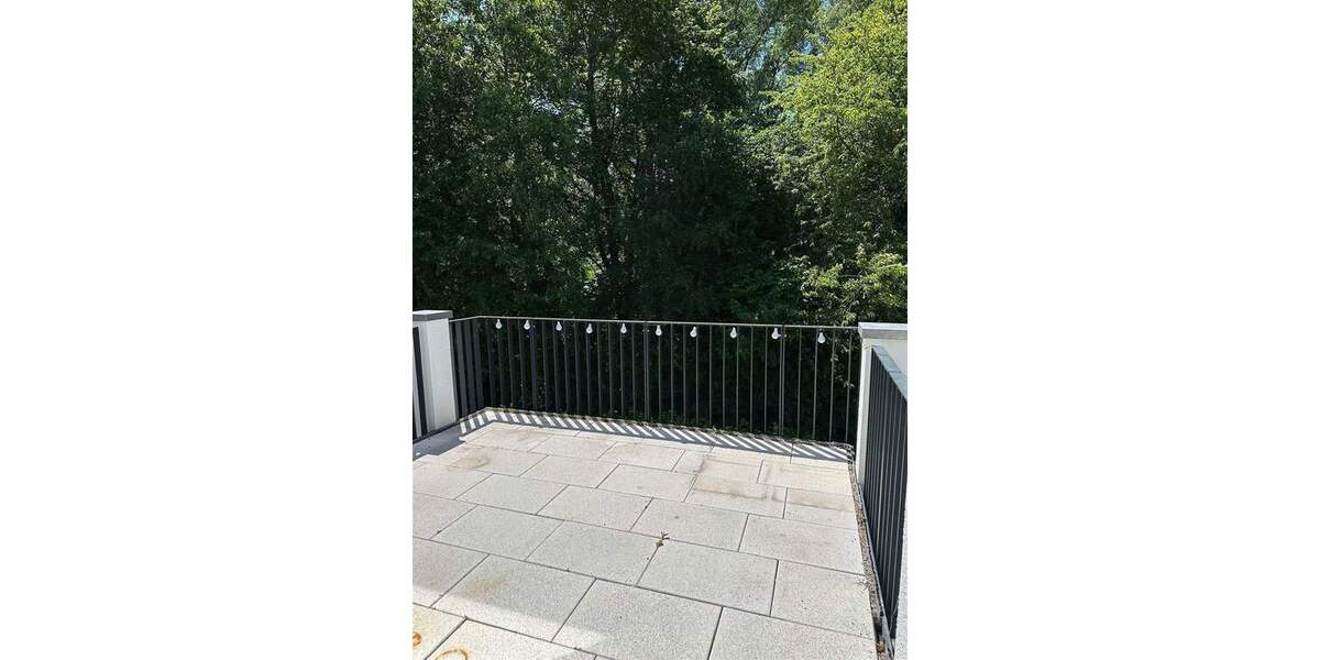 Etagenwohnung Böblingen - 3 Zimmer, 76 m&sup2;, 1.500&euro; | Angebot:25705292