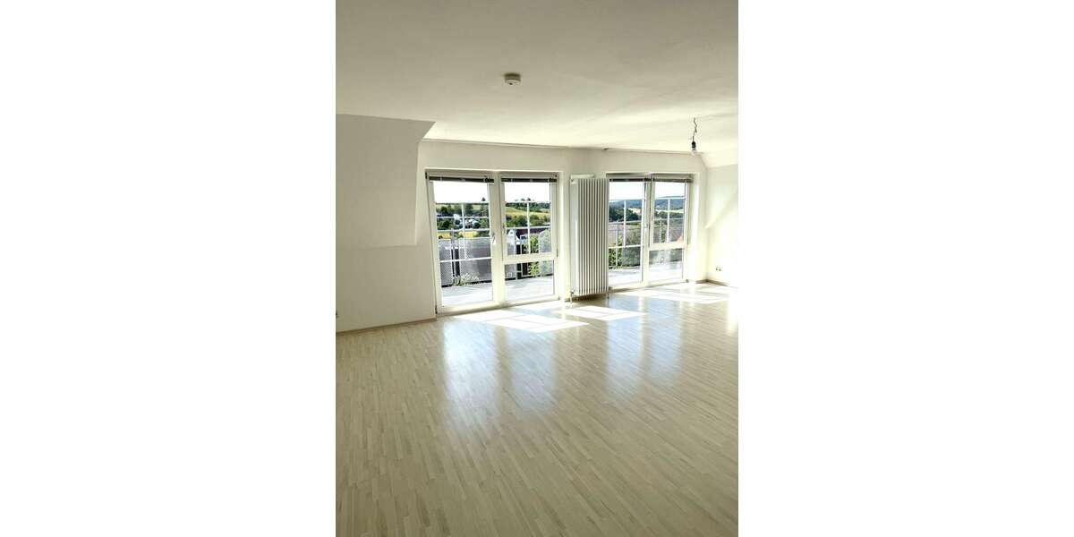 Etagenwohnung Hechingen Gemarkung Hechingen - 2.5 Zimmer, 71 m&sup2;, 258.000&euro; | Angebot:27063550