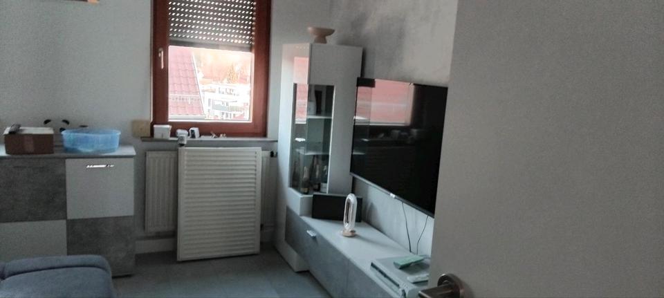 Doppelhaushälfte Reutlingen Altenburg - 10 Zimmer, 186 m&sup2;, 390.000&euro; | Angebot:25793132