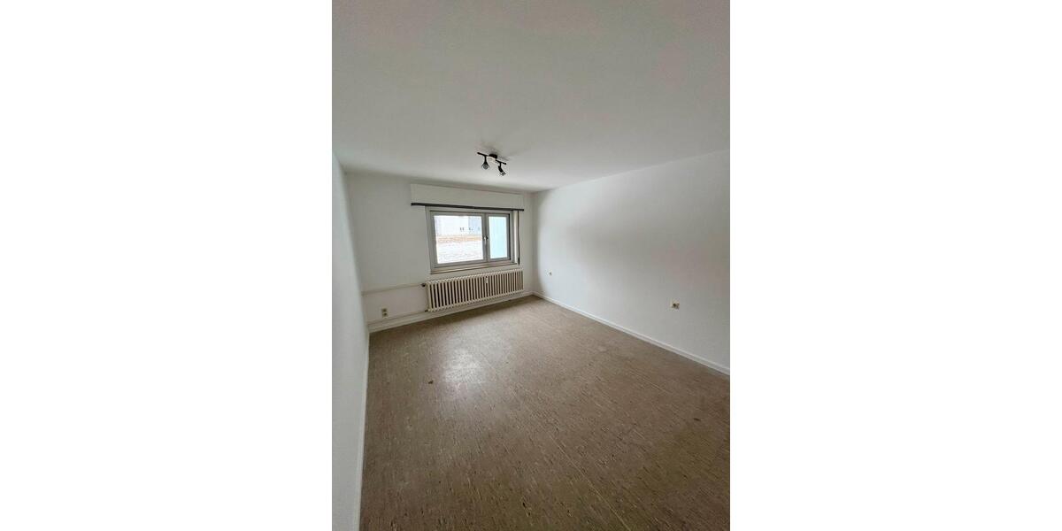 Etagenwohnung Engstingen - 3 Zimmer, 75 m&sup2;, 700&euro; | Angebot:25841298