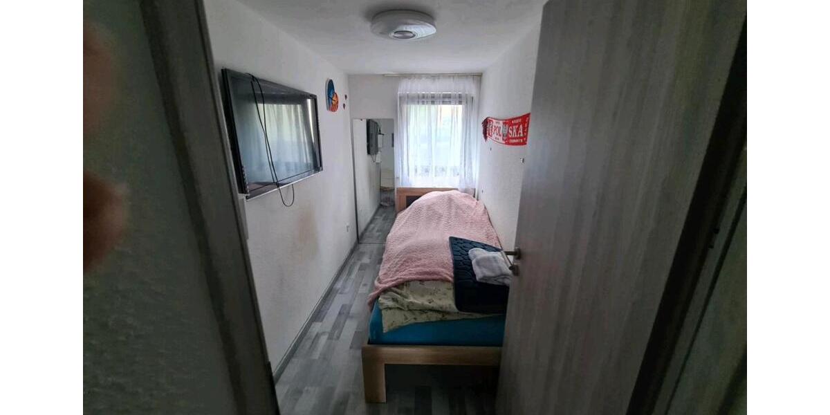 Etagenwohnung Burladingen - 4 Zimmer, 92 m&sup2;, 750&euro; | Angebot:26339920