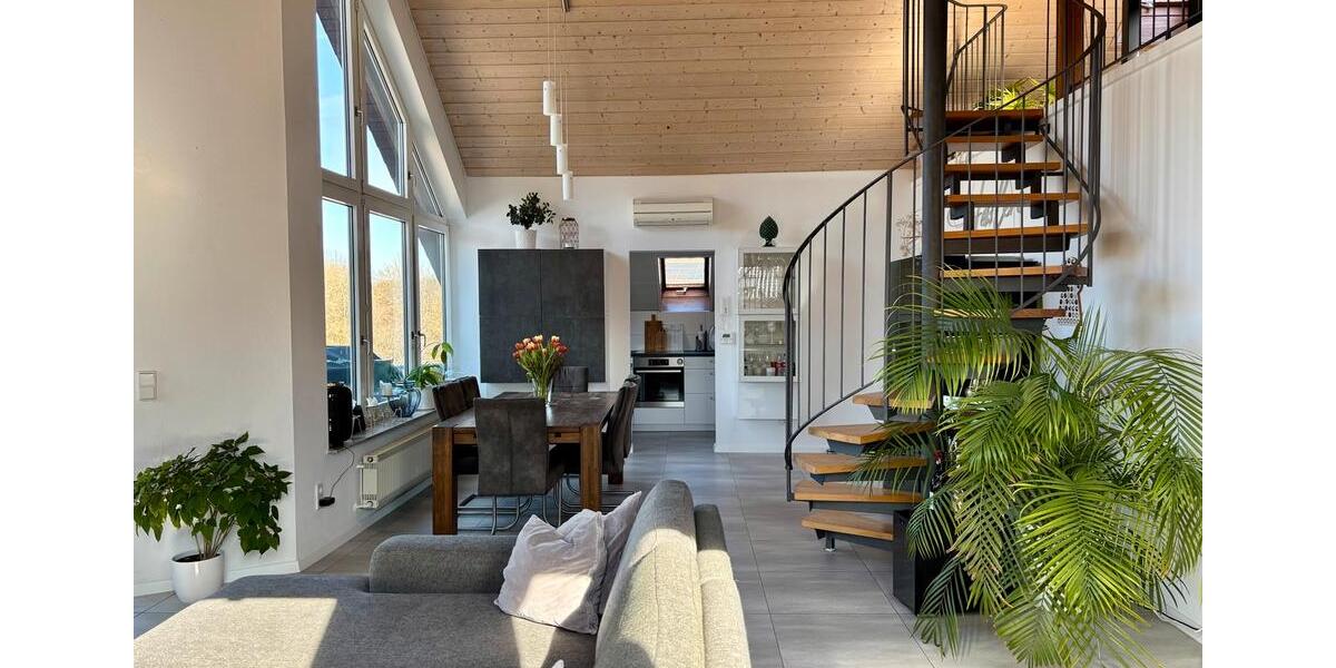 Maisonettenwohnung Sindelfingen Eichholz - 3.5 Zimmer, 96 m&sup2;, 1.600&euro; | Angebot:25829632