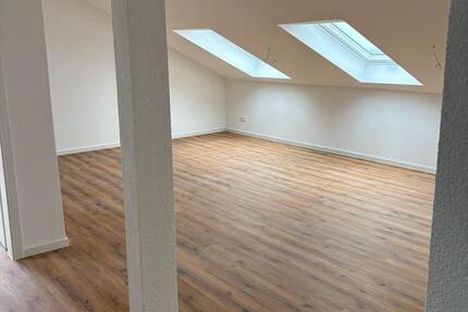 Wohnung Mössingen - 4 Zimmer, 126 m&sup2;, 1.550&euro; | Angebot:26431361