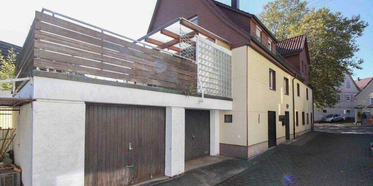 Mehrfamilienhaus, Wohnhaus Stuttgart Heumaden - 9 Zimmer, 398.000&euro; | Angebot:25650594