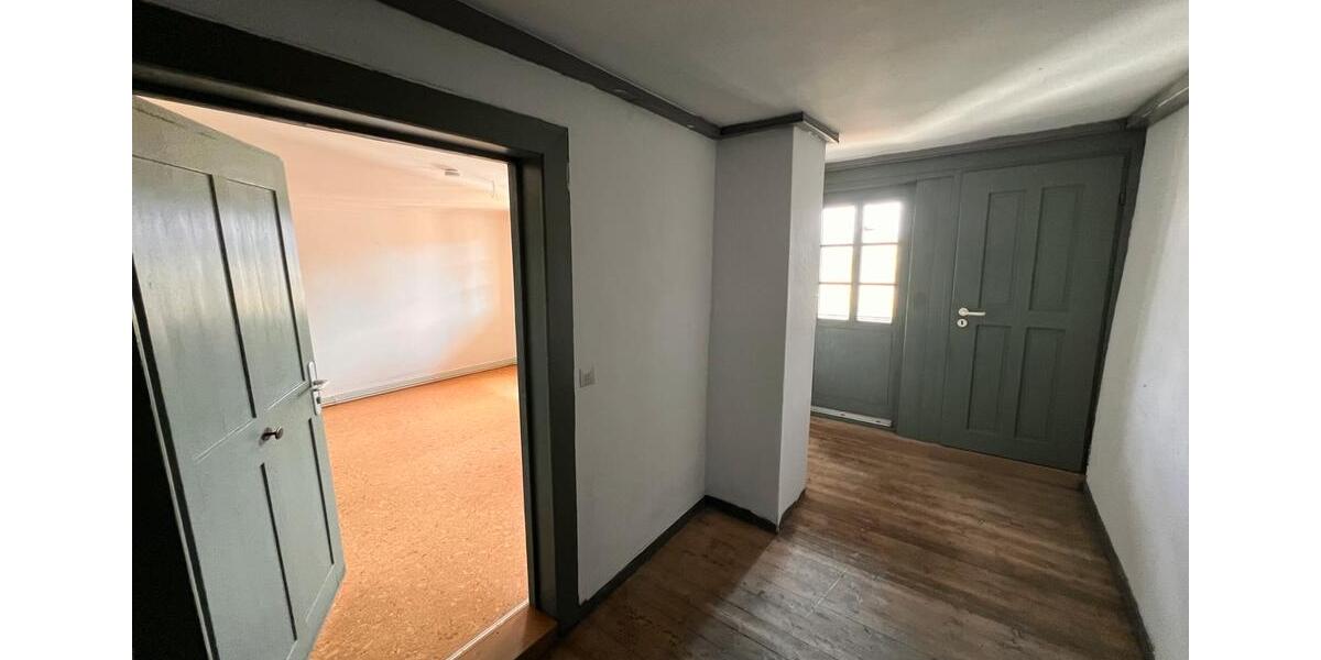 Etagenwohnung Hechingen - 5 Zimmer, 105 m&sup2;, 600&euro; | Angebot:26463438