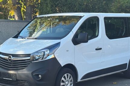Opel Vivaro 89.492 km 17.990 &euro; Stuttgart 70374