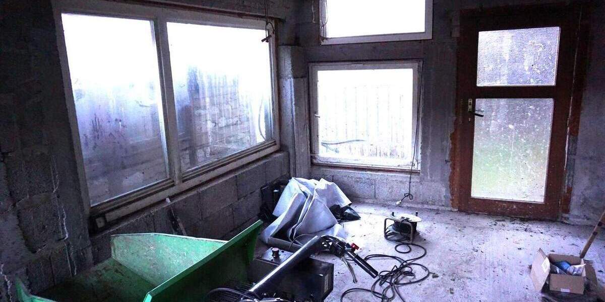 Einfamilienhaus Horb am Neckar Horb - 9 Zimmer, 180 m&sup2;, 149.000&euro; | Angebot:25746400