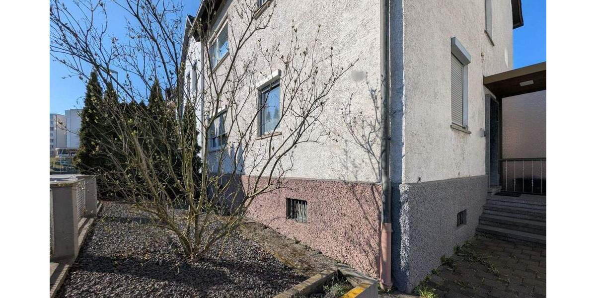 Mehrfamilienhaus, Wohnhaus Böblingen - 9 Zimmer, 178 m&sup2;, 619.000&euro; | Angebot:25862240