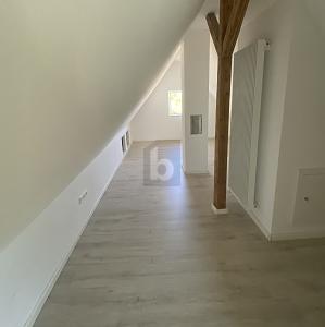 RUHIG WOHNEN MIT GARTEN UND WEITBLICK - Einfamilienhaus Ofterdingen | Angebot:27503222