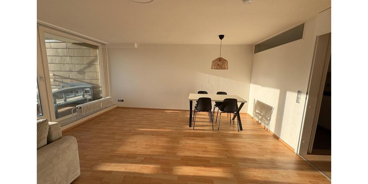 Etagenwohnung Böblingen - 1.5 Zimmer, 55 m&sup2;, 895&euro; | Angebot:25853839