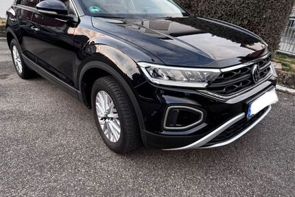 VW T-Roc 26.130 km 20.450 &euro; Dettingen 72581