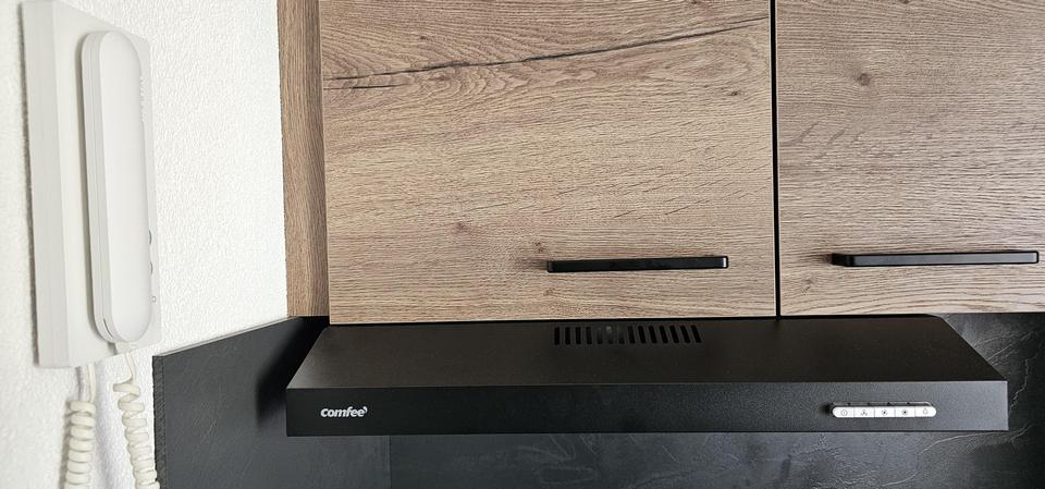 Dachgeschoßwohnung Großbettlingen - 1 Zimmer, 24 m&sup2;, 600&euro; | Angebot:25933767