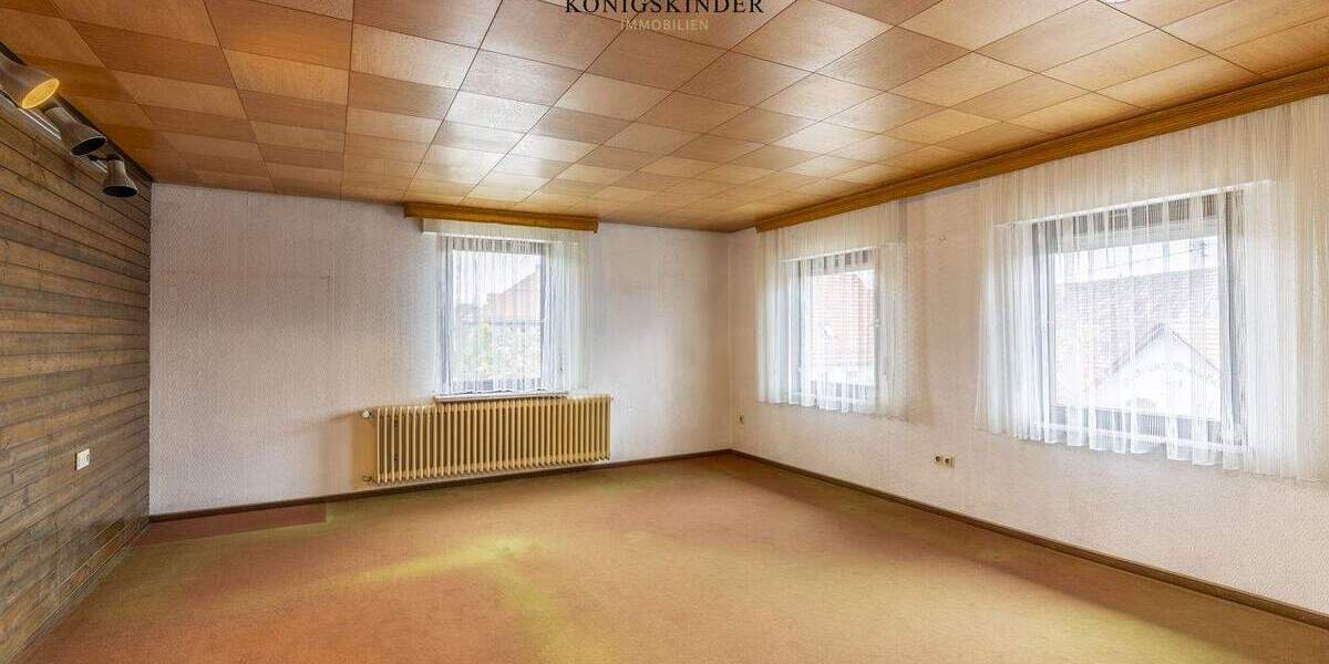 Mehrfamilienhaus, Wohnhaus Erkenbrechtsweiler - 9 Zimmer, 182 m&sup2;, 445.000&euro; | Angebot:25772704