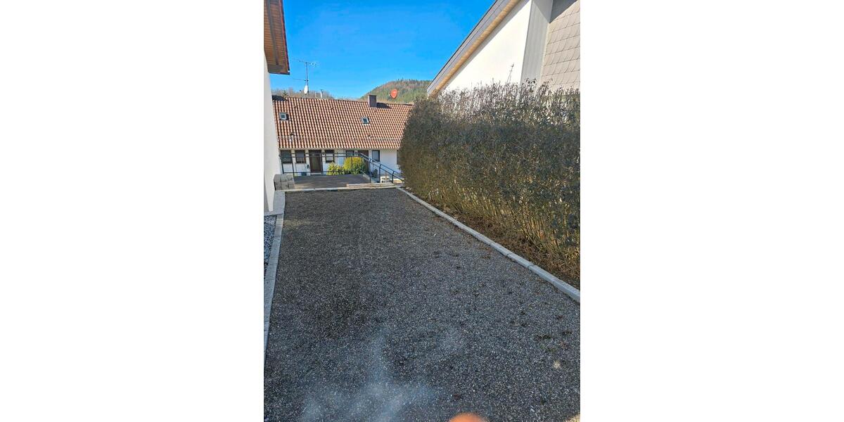 Etagenwohnung Burladingen - 3 Zimmer, 72 m&sup2;, 1.200&euro; | Angebot:25165670