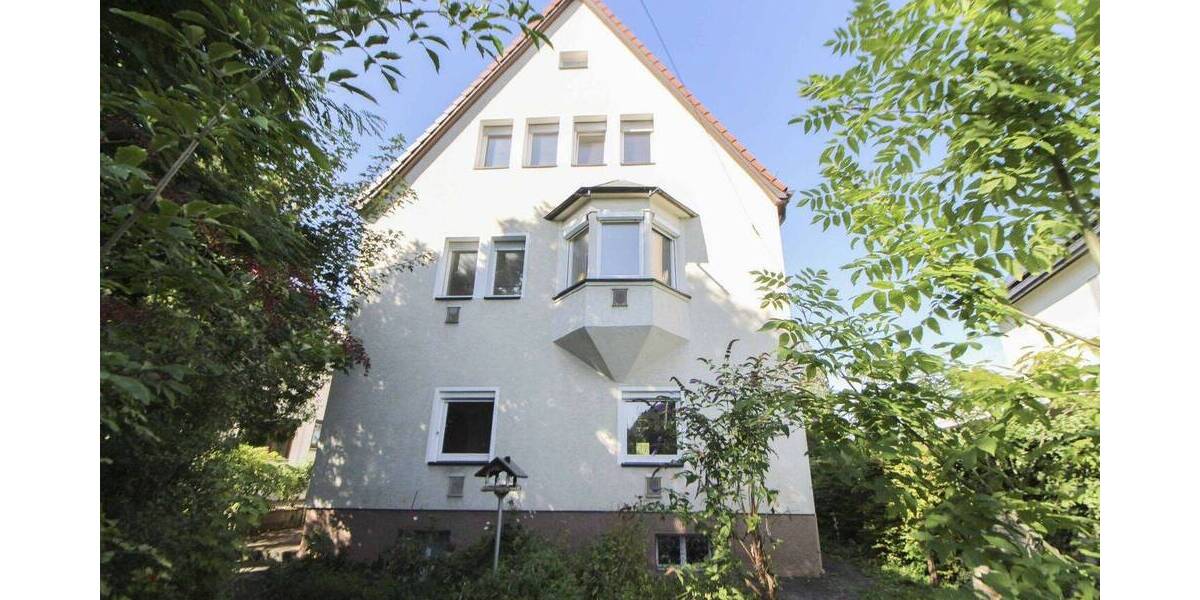 Mehrfamilienhaus, Wohnhaus Stuttgart Botnang - 9 Zimmer, 204 m&sup2;, 980.000&euro; | Angebot:26418214