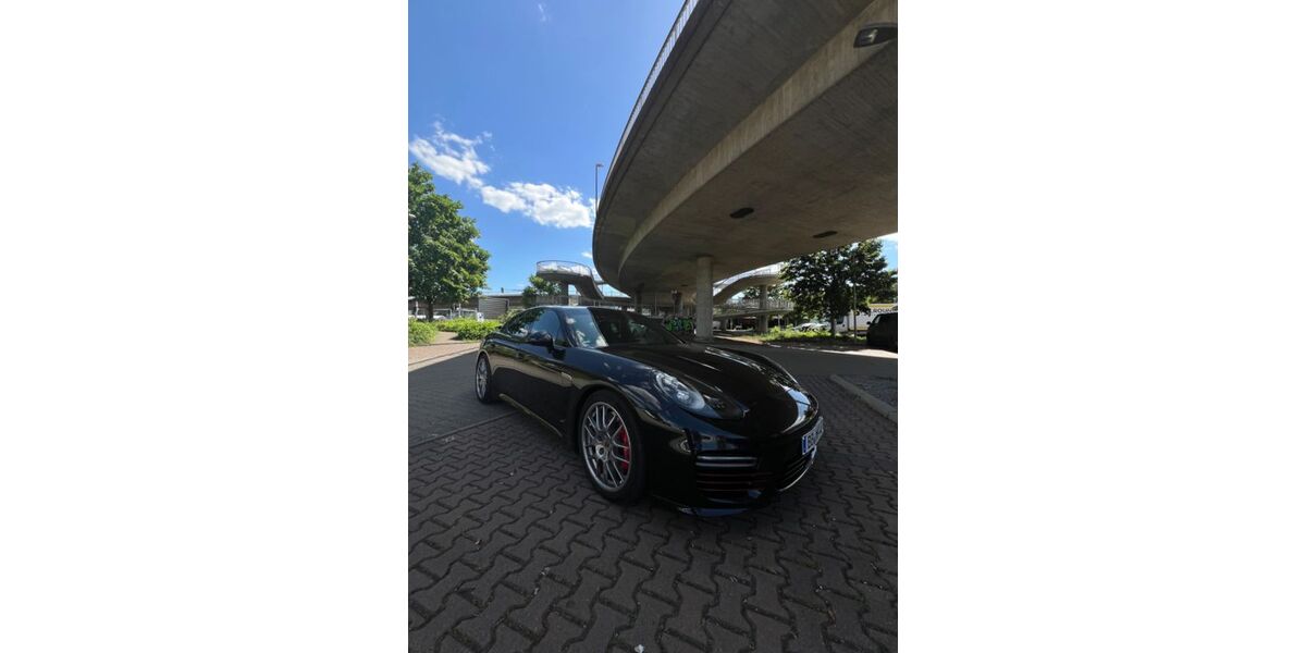 Porsche Panamera 123.000 km 37.500 &euro; Weil der Stadt 71263