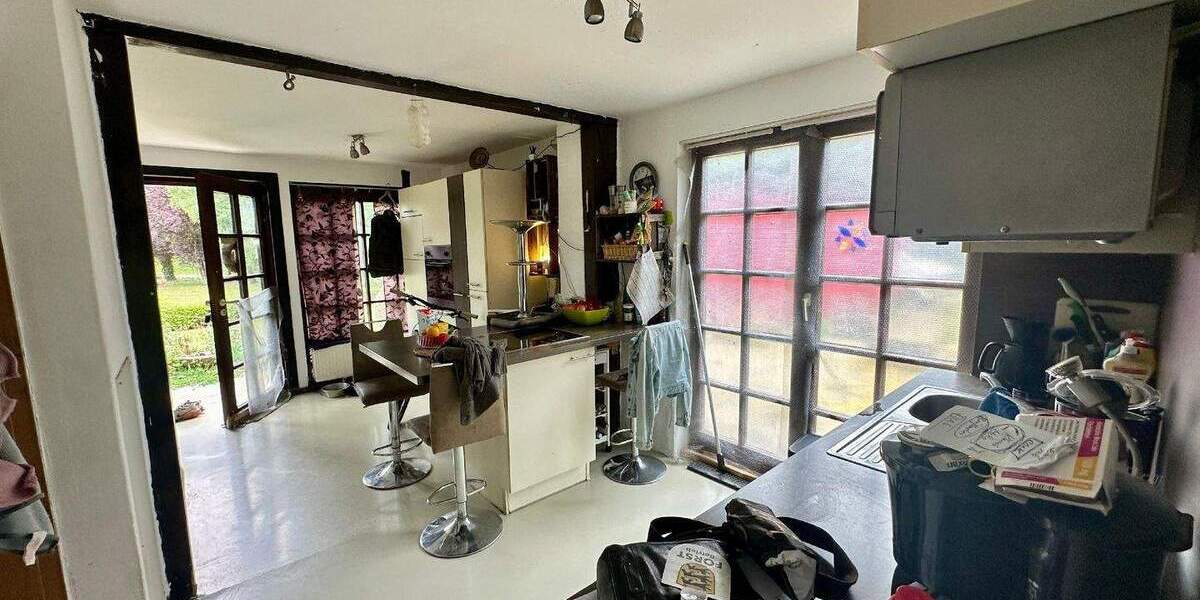 Mehrfamilienhaus, Wohnhaus Ostelsheim - 8 Zimmer, 300 m&sup2;, 1.000.000&euro; | Angebot:25674461