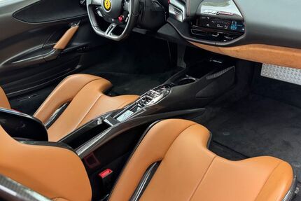 Ferrari SF90 5.500 km 390.000 &euro; Reutlingen 72760