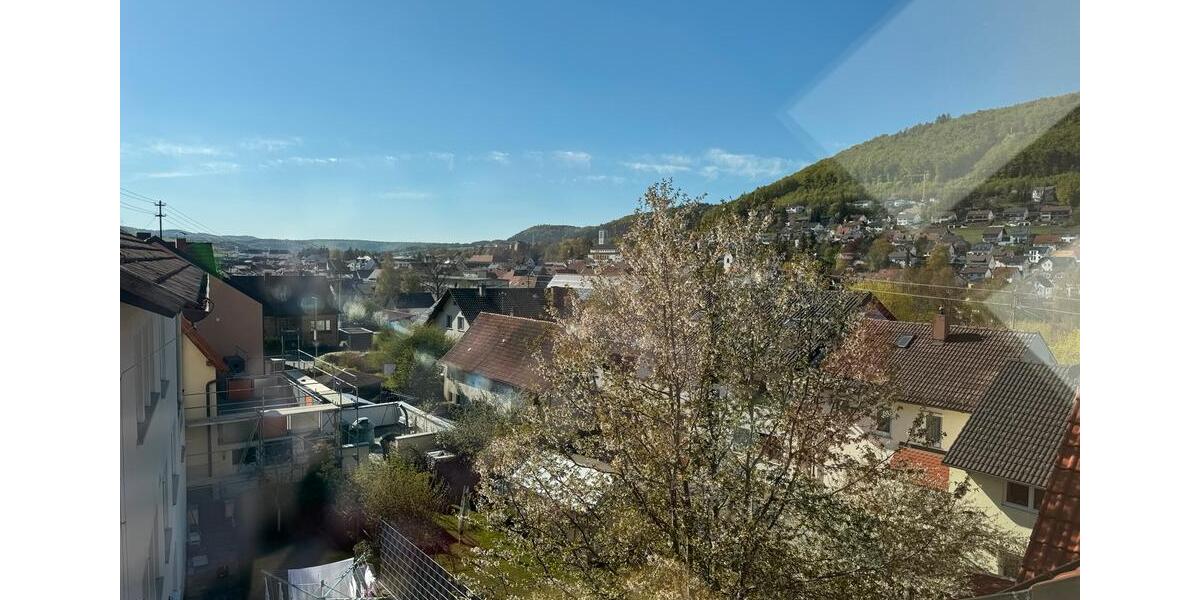 Etagenwohnung Burladingen - 4.5 Zimmer, 90 m&sup2;, 1.280&euro; | Angebot:26133493