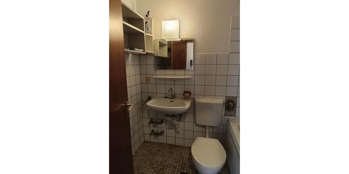 Etagenwohnung Pfullingen - 1 Zimmer, 30 m&sup2;, 84.000&euro; | Angebot:27122505