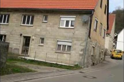 Haus Rottenburg am Neckar - 6 Zimmer, 120 m&sup2;, 150.000&euro; | Angebot:27478905
