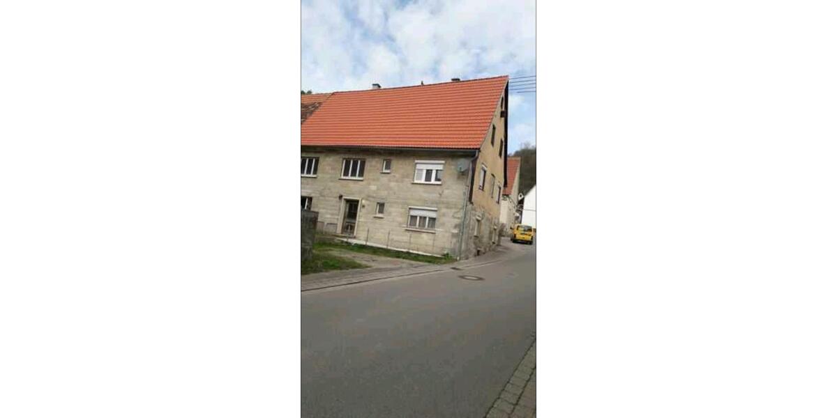 Mehrfamilienhaus, Wohnhaus Rottenburg am Neckar - 6 Zimmer, 120 m&sup2;, 150.000&euro; | Angebot:27478905