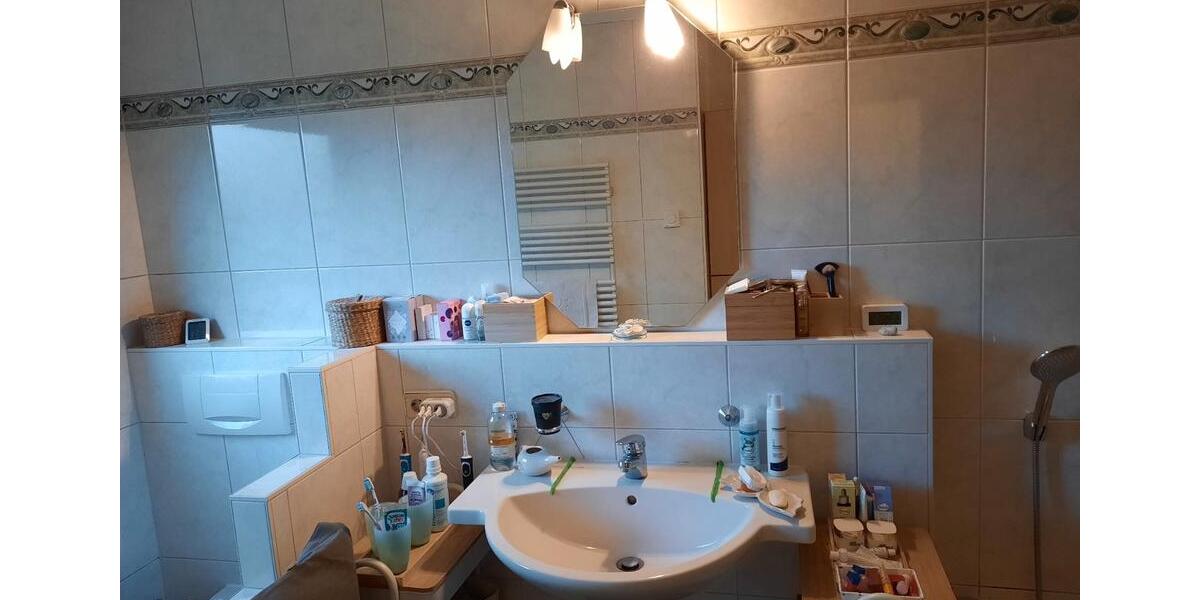 Etagenwohnung Wildberg - 3 Zimmer, 95 m&sup2;, 950&euro; | Angebot:26441772