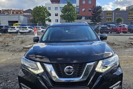 Nissan X-Trail 88.555 km 17.999 &euro; Stuttgart 70376