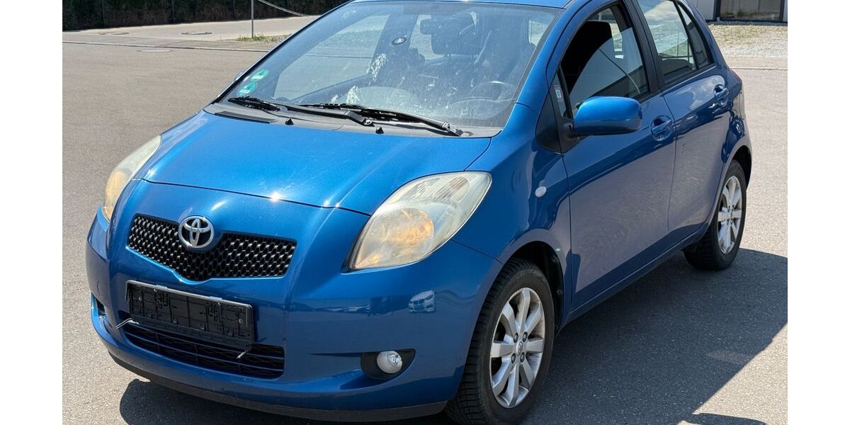 Toyota Yaris 161.098 km 2.450 &euro; Bisingen 72406
