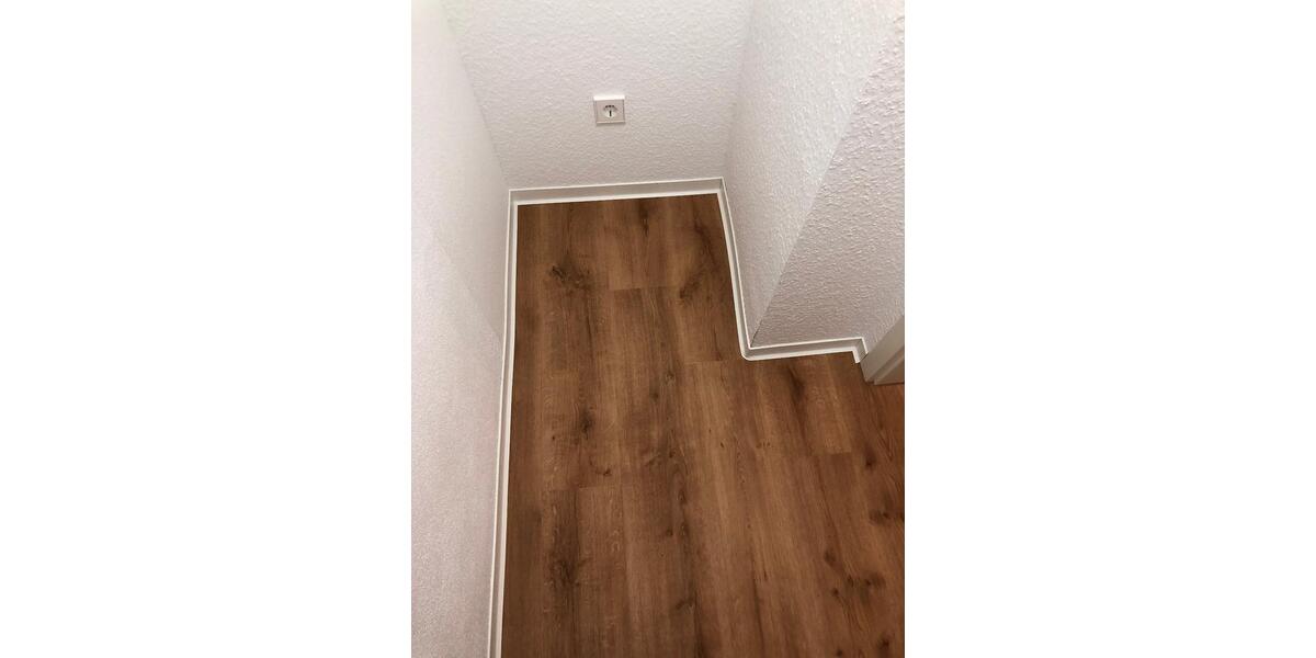 Etagenwohnung Reutlingen Altenburg - 2.5 Zimmer, 60 m&sup2;, 765&euro; | Angebot:26448414