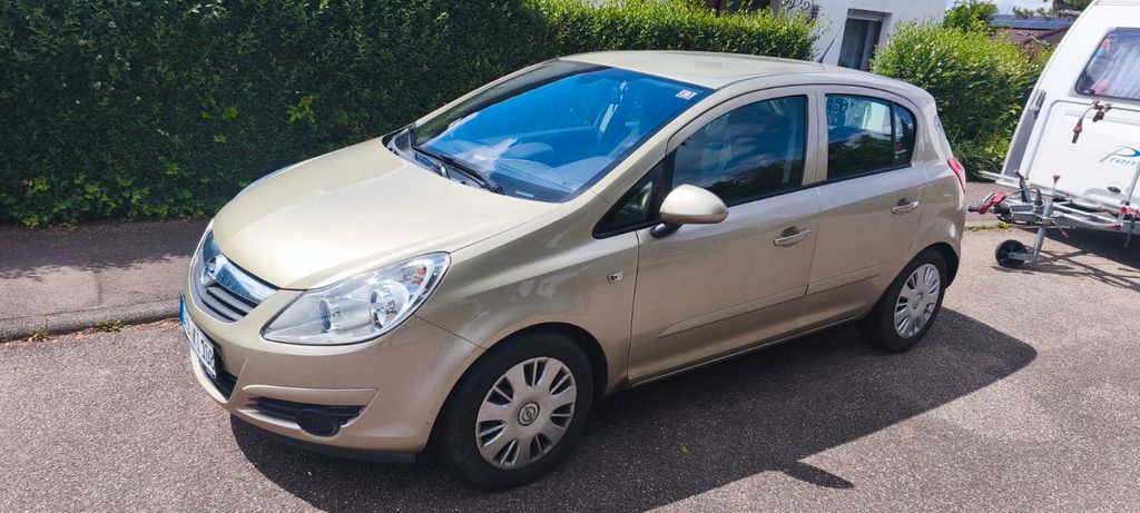 Opel Corsa 130.000 km 2.200 &euro; Stuttgart 70374
