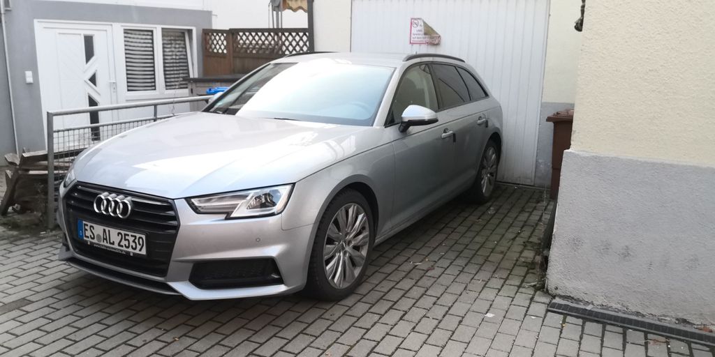 Audi A4 89.000 km 19.300 &euro; Filderstadt 70794