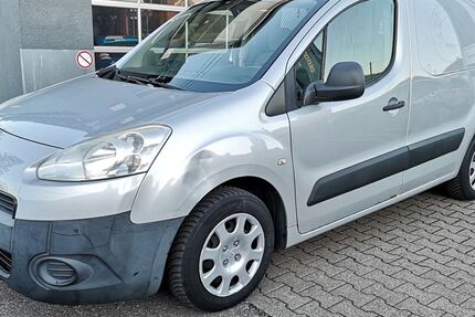 Peugeot Partner 255.000 km 2.950 &euro; Ofterdingen 72131