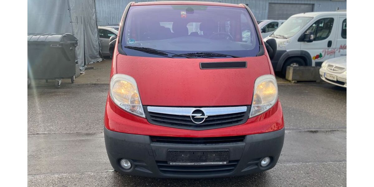 Opel Vivaro 186.000 km 8.599 &euro; Rangendingen 72414