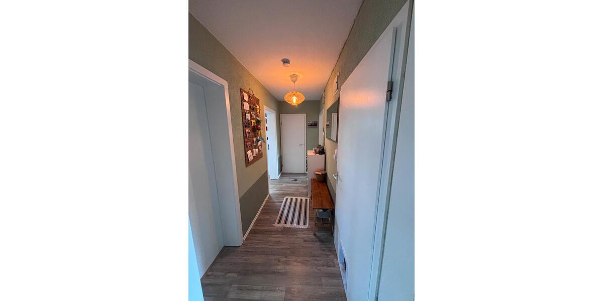 Doppelhaushälfte Herrenberg - 9 Zimmer, 178 m&sup2;, 685.000&euro; | Angebot:27080979