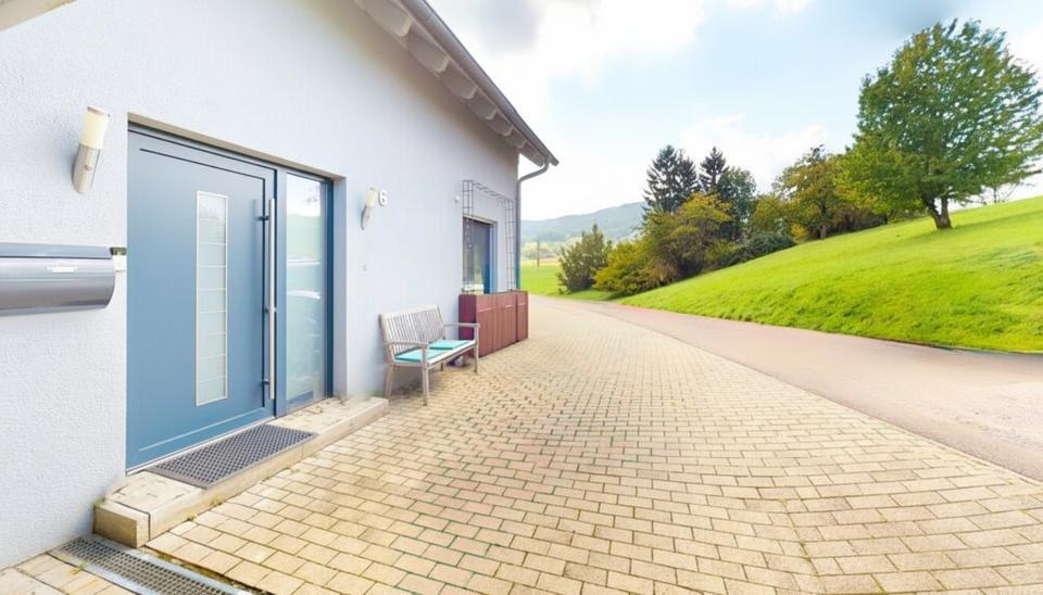 Mehrfamilienhaus, Wohnhaus Neuffen - 8.5 Zimmer, 263 m&sup2;, 1.250.000&euro; | Angebot:23424654