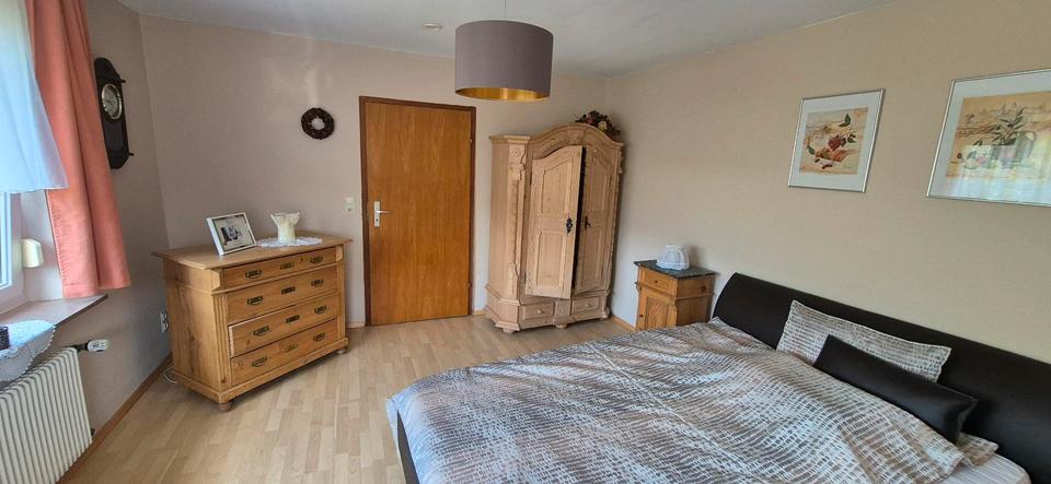 Einfamilienhaus Horb am Neckar - 13 Zimmer, 235 m&sup2;, 389.000&euro; | Angebot:27291428
